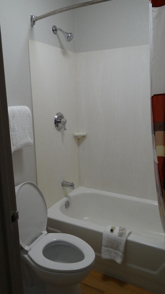 Red Roof Inn Philadelphia - Trevose Dış mekan fotoğraf