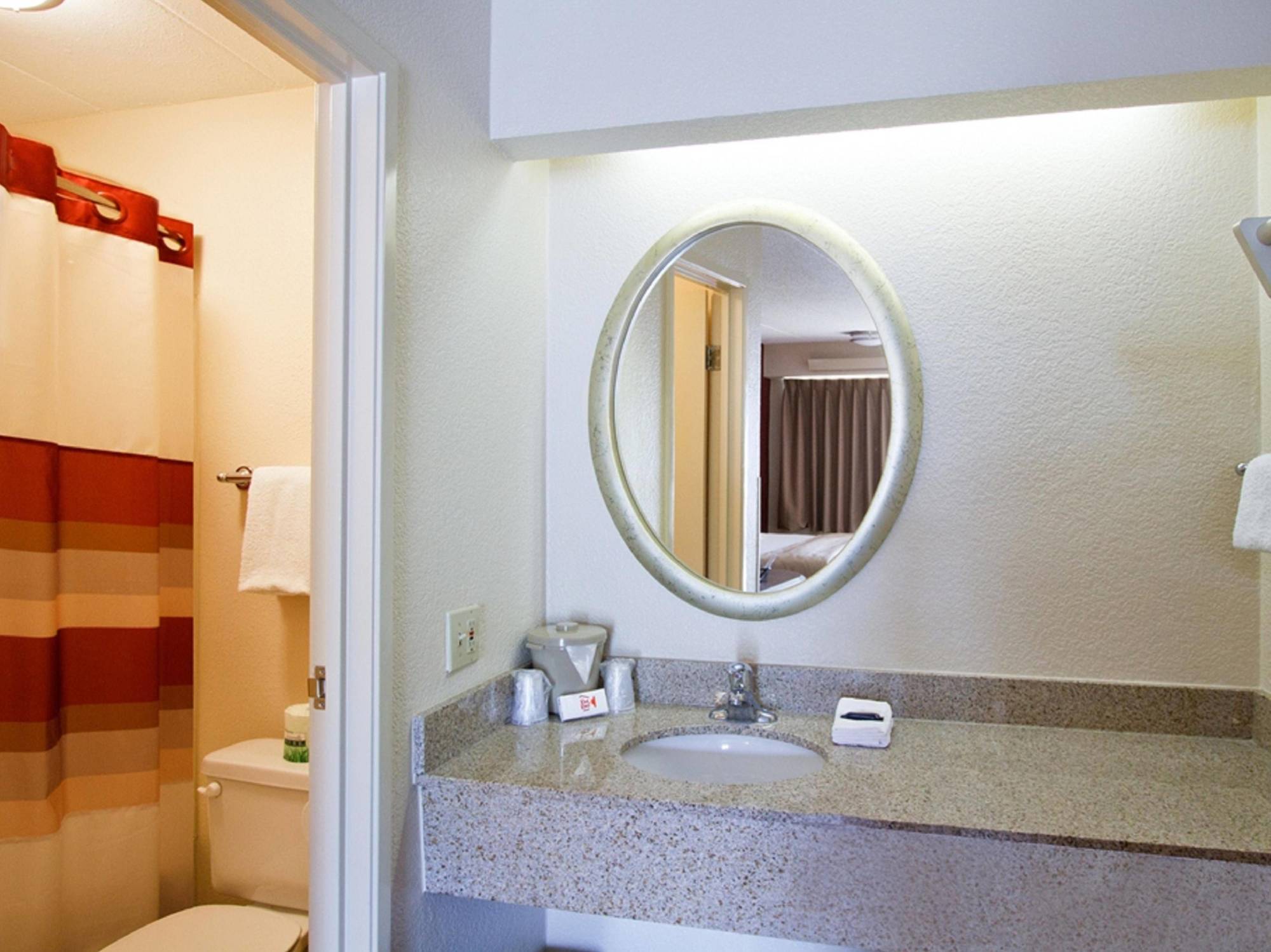 Red Roof Inn Philadelphia - Trevose Dış mekan fotoğraf